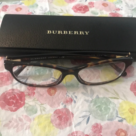 Burberry reading glasses. Comes with case. - Picture 3 of 7